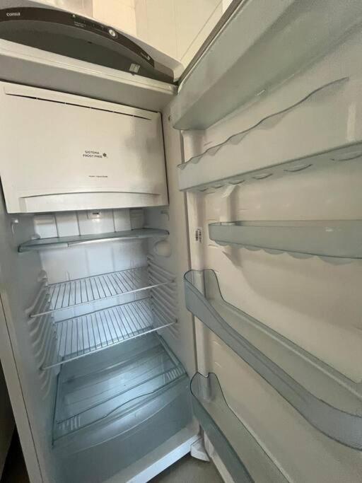 Apartamento Em Ubatuba! A 100M Da Praia! Ngoại thất bức ảnh
